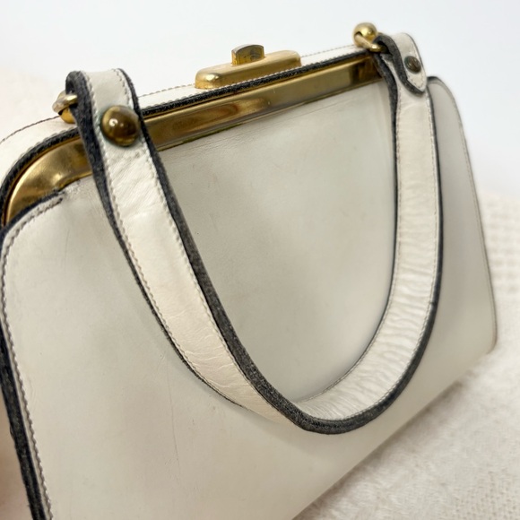 MCM Vintage Etienne Aigner Framed Purse White Leather Handbag Hand Made - Picture 8 of 11